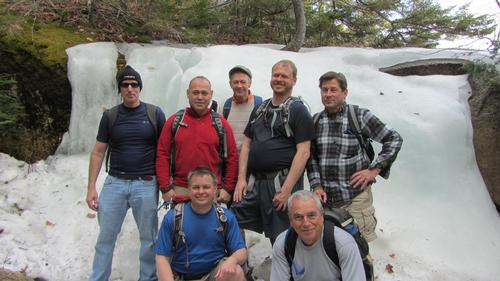 report photo